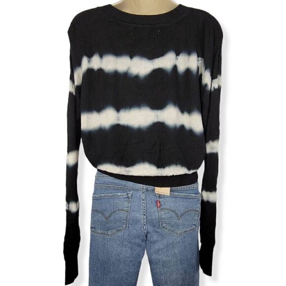 Crave Fame Black Tie Dye Light Knit Sweater XL Junior - Picture 2 of 4
